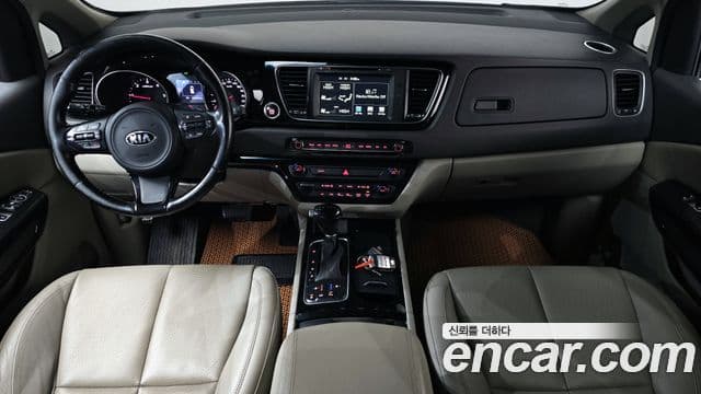 Kia All New Carnival Noblesse, 2015 7