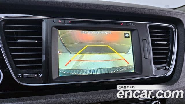 Kia All New Carnival Noblesse, 2015 16