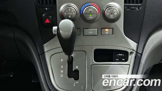 Hyundai Grand Starex CVX Premium, 2012 9