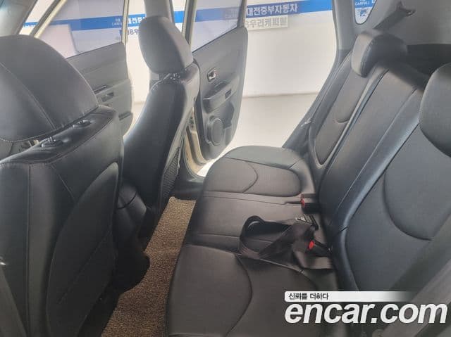 Kia Soul Safety, 2010 11