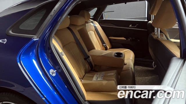 Kia K5 3세대 Signature, 2021 13