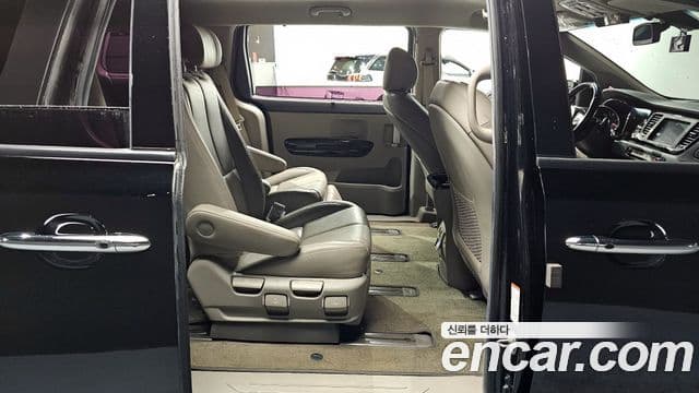 Kia The / новый New Carnival President, 2019 12