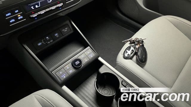 Hyundai Kona (SX2) Premium, 2023 17