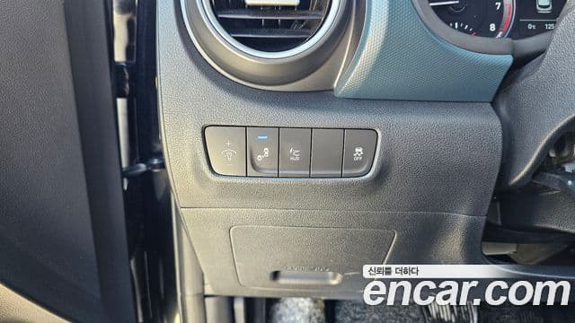 Hyundai Kona Modern Art, 2018 15