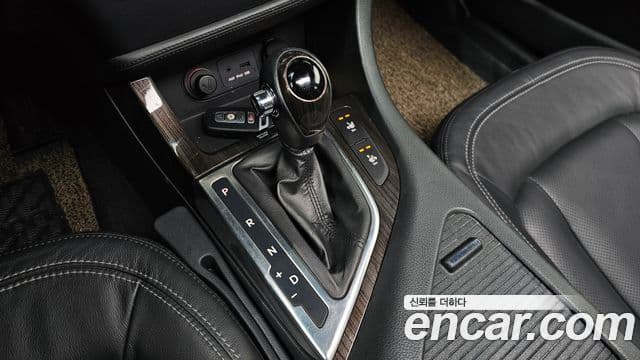 Kia K5 Prestige, 2011 9