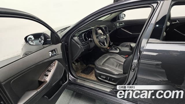 Kia K5 Prestige, 2011 11