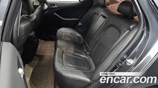 Kia K5 Prestige, 2011 12