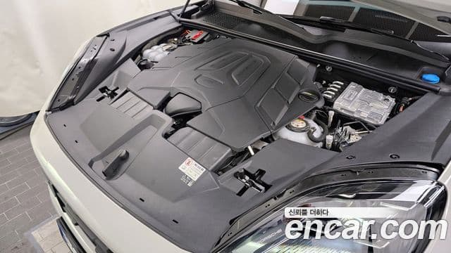 Porsche Cayenne (PO536) 3.0 E-гибрид, 2024 6