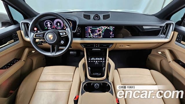 Porsche Cayenne (PO536) 3.0 E-гибрид, 2024 7