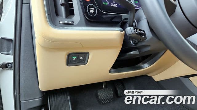 Porsche Cayenne (PO536) 3.0 E-гибрид, 2024 16