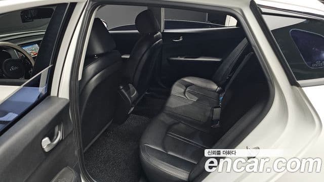 Kia K5 2세대 Luxury, 2017 12