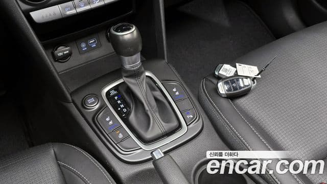 Hyundai Kona Modern Art, 2018 9