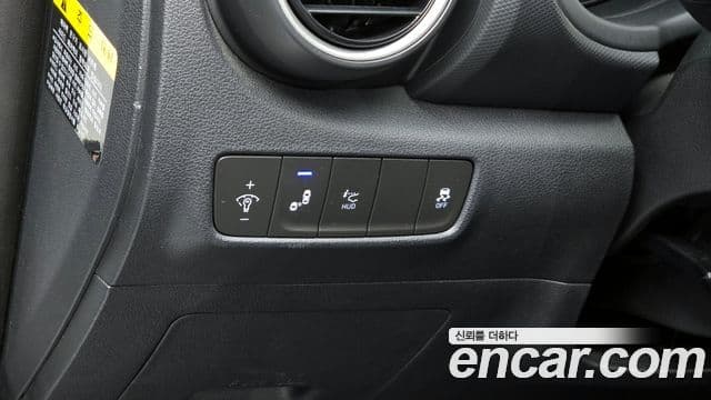 Hyundai Kona Modern Art, 2018 14