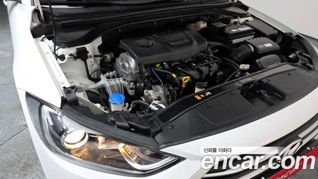 Hyundai Avante AD 1.6 GDI Value Plus, 2018 6