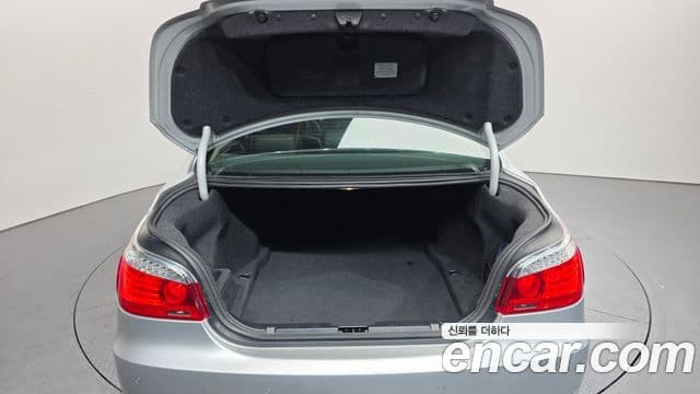 BMW 5시리즈 (E60) 520d седан, 2009 20