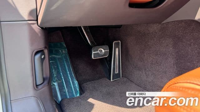 Bentley Continental GT 3세대 4.0 GT, 2020 12