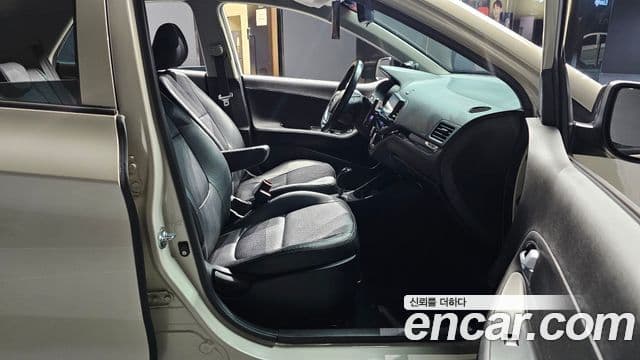 Kia All New Morning Luxury, 2013 10