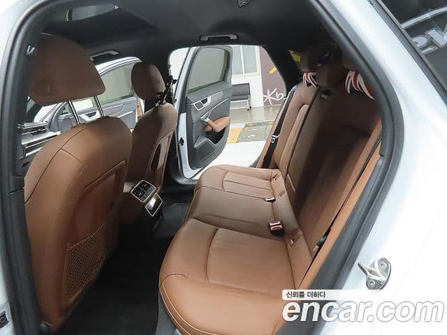 Audi A6 (C8) Premium, 2023 10