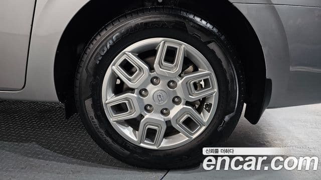 Hyundai Staria Modern, 2023 все фото