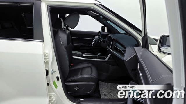 KG모빌리티(SsangYong) Torres T7, 2024 10