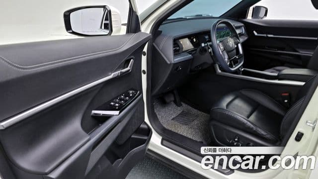 KG모빌리티(SsangYong) Torres T7, 2024 11