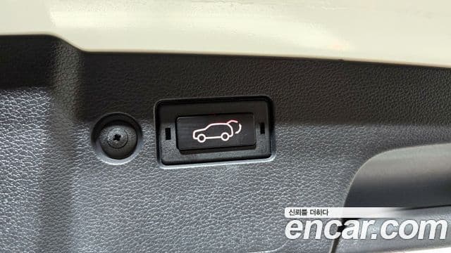 KG모빌리티(SsangYong) Torres T7, 2024 20