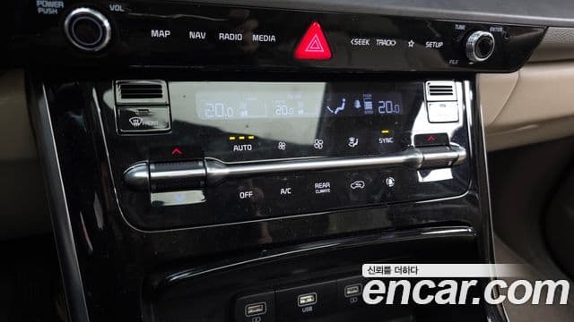Kia Carnival 4세대 Signature, 2021 16