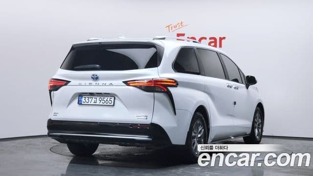 Toyota Sienna 4세대, 2023 2