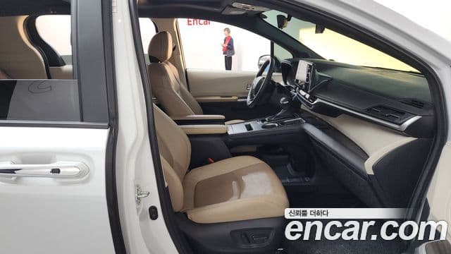Toyota Sienna 4세대, 2023 11