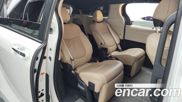 Toyota Sienna 4세대, 2023 12