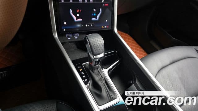 KG모빌리티(SsangYong) Torres T7, 2024 9