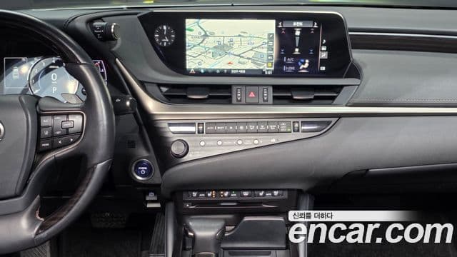 Lexus ES300h 7세대 Luxury Plus, 2019 14