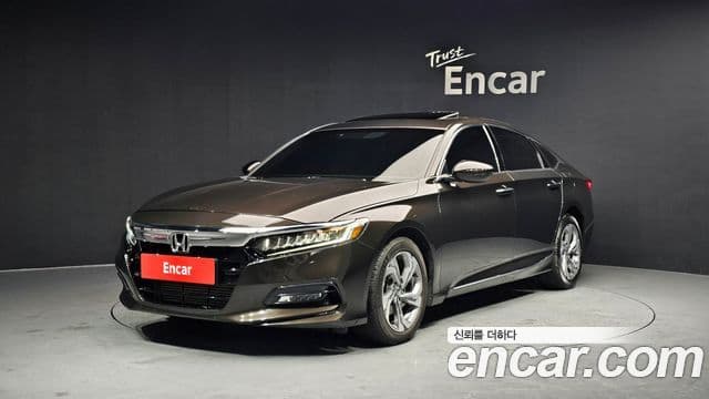 Honda Accord 10세대 1.5 турбо, 2018 1