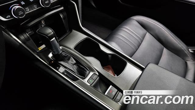 Honda Accord 10세대 1.5 турбо, 2018 9