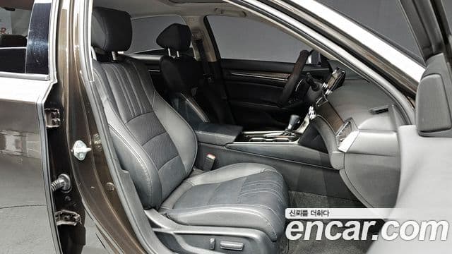 Honda Accord 10세대 1.5 турбо, 2018 10