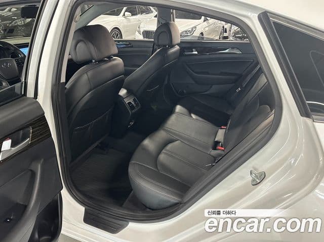 Hyundai LF Sonata 1.7 дизель Smart, 2016 7