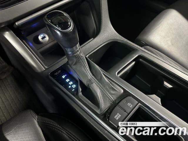 Hyundai LF Sonata 1.7 дизель Smart, 2016 14