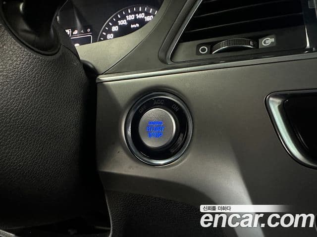 Hyundai LF Sonata 1.7 дизель Smart, 2016 15