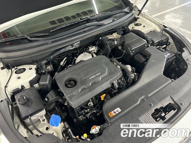 Hyundai LF Sonata 1.7 дизель Smart, 2016 20