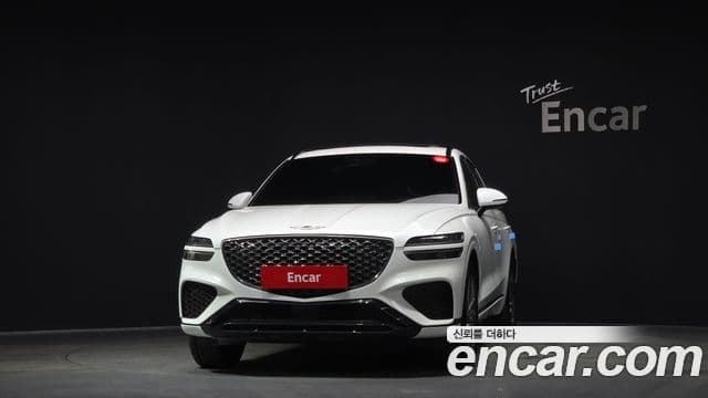 Genesis GV70, 2022 3