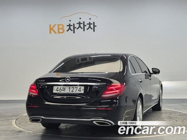 Mercedes-Benz E-класс W213 Avantgarde, 2017 3