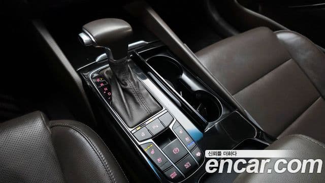 Kia All New K7 Prestige, 2016 9