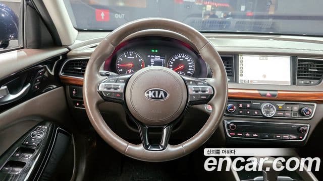 Kia All New K7 Prestige, 2016 13