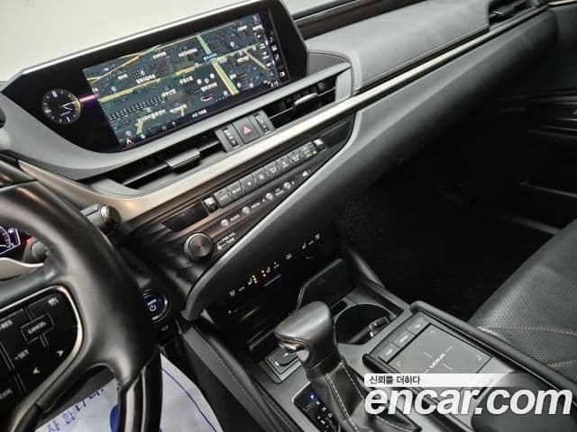 Lexus ES300h 7세대 Luxury, 2020 10
