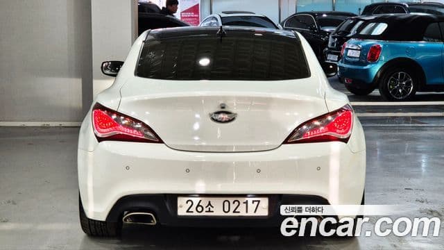 Hyundai Genesis купе 200 турбо P, 2009 все фото