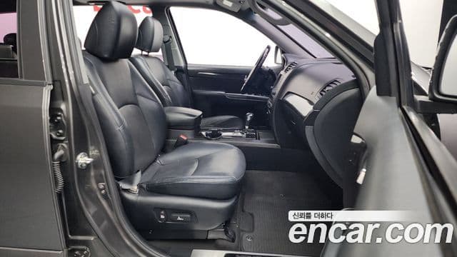 Kia Mohave 2WD KV300, 2014 11