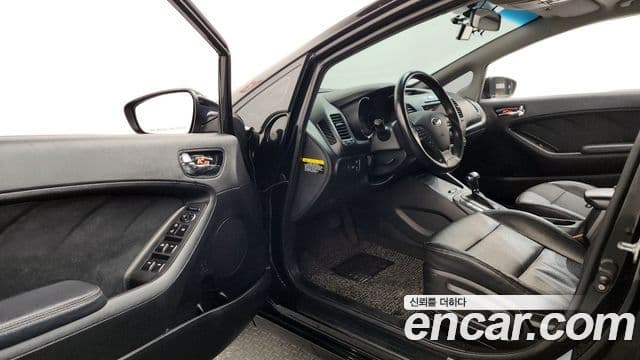 Kia K3 Prestige, 2015 10