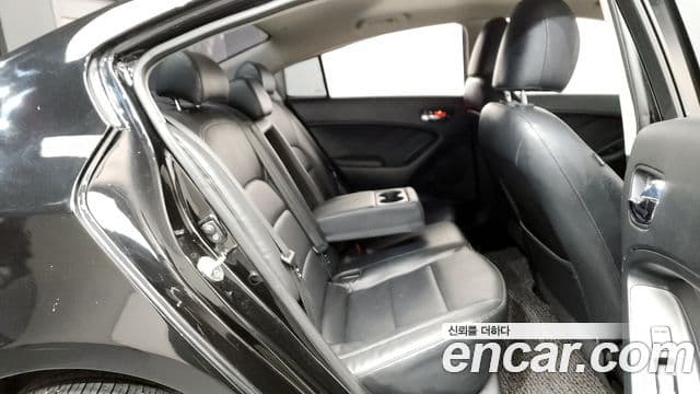 Kia K3 Prestige, 2015 12