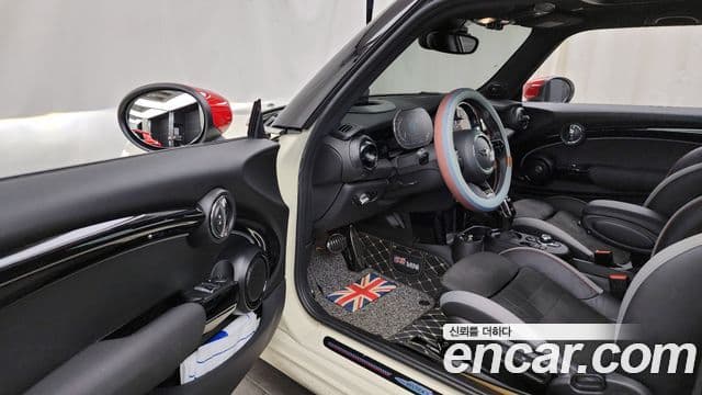 Mini Cooper S 3세대, 2023 10