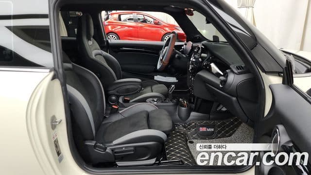 Mini Cooper S 3세대, 2023 11